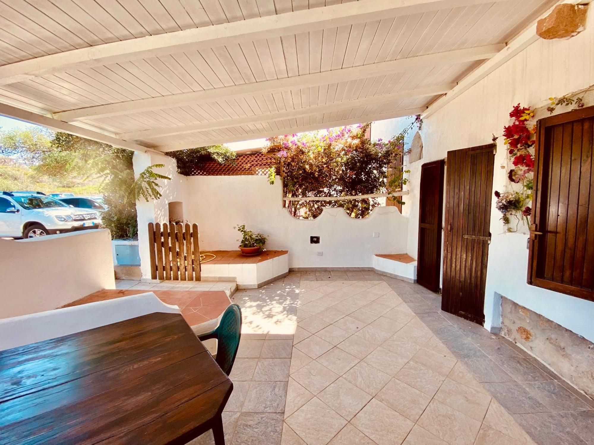 A.I.R. Villa Marinedda Isola Rossa Extérieur photo