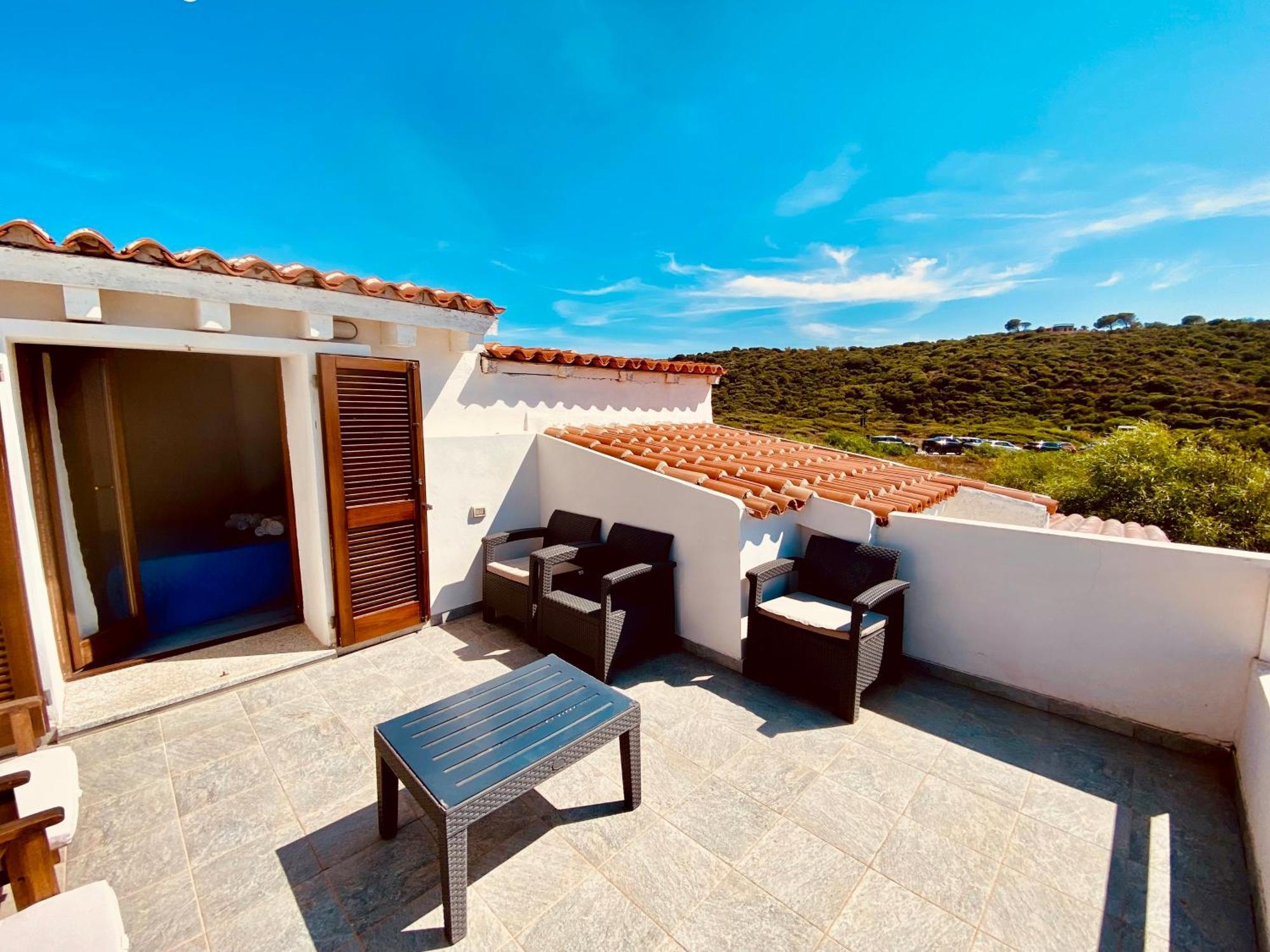 A.I.R. Villa Marinedda Isola Rossa Extérieur photo