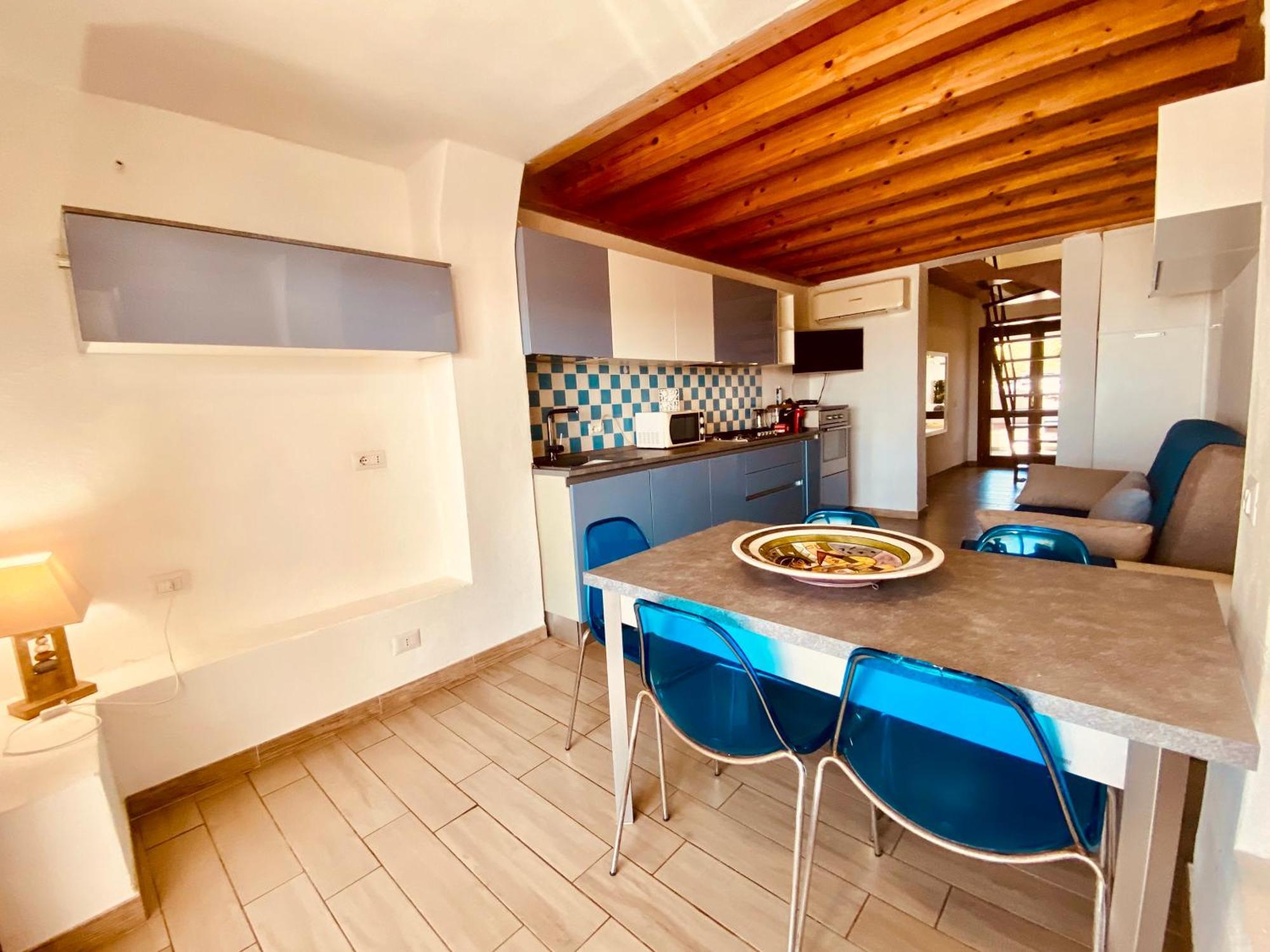 A.I.R. Villa Marinedda Isola Rossa Extérieur photo